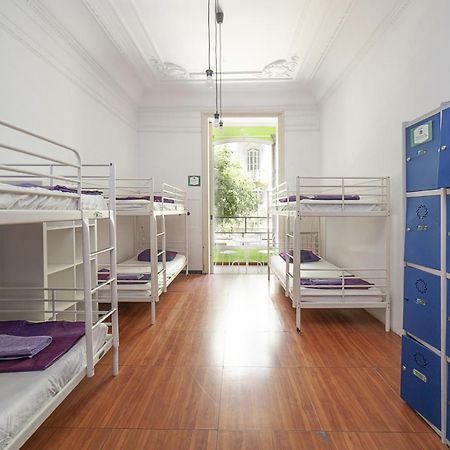 Fabrizzios Terrace Hostel Барселона Екстер'єр фото